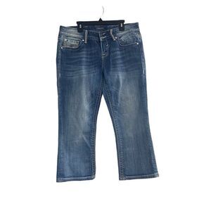 VIGOSS The New York Capri Women’s Junior Sz  9 Lightly Distressed Jean Inseam 21